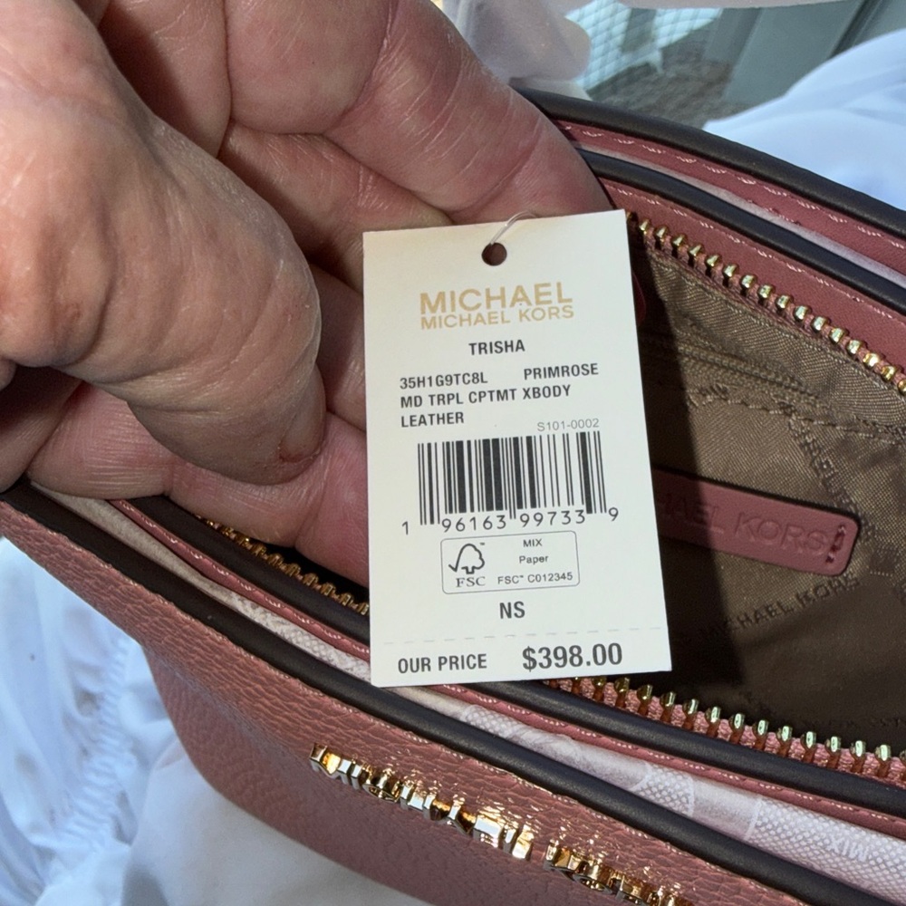 NWT - Michael Kors Blush Pink Pebbled Satchel Crossbody. - Picture 6 of 9